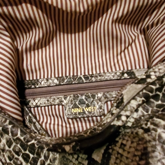 Nine west purse - Picture 2 of 3